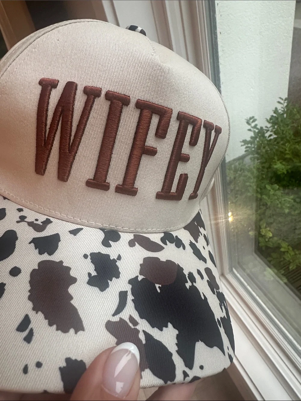 N/A cream trucker